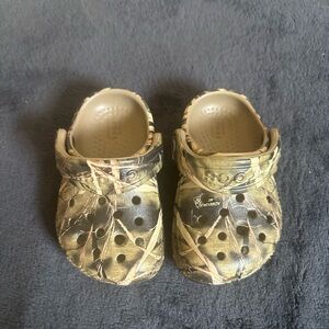 Toddler 4C Camo Crocs